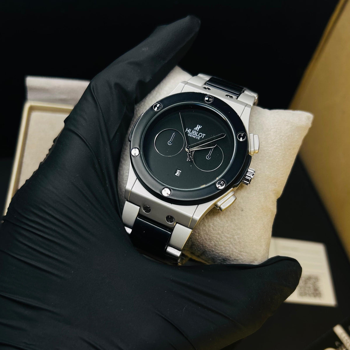 HB Men's Classic Black Dial Premium Chain Watch