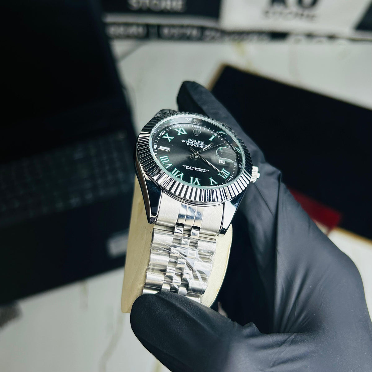 Rollie Silver Chain Black Dial Watch – Classic Edition
